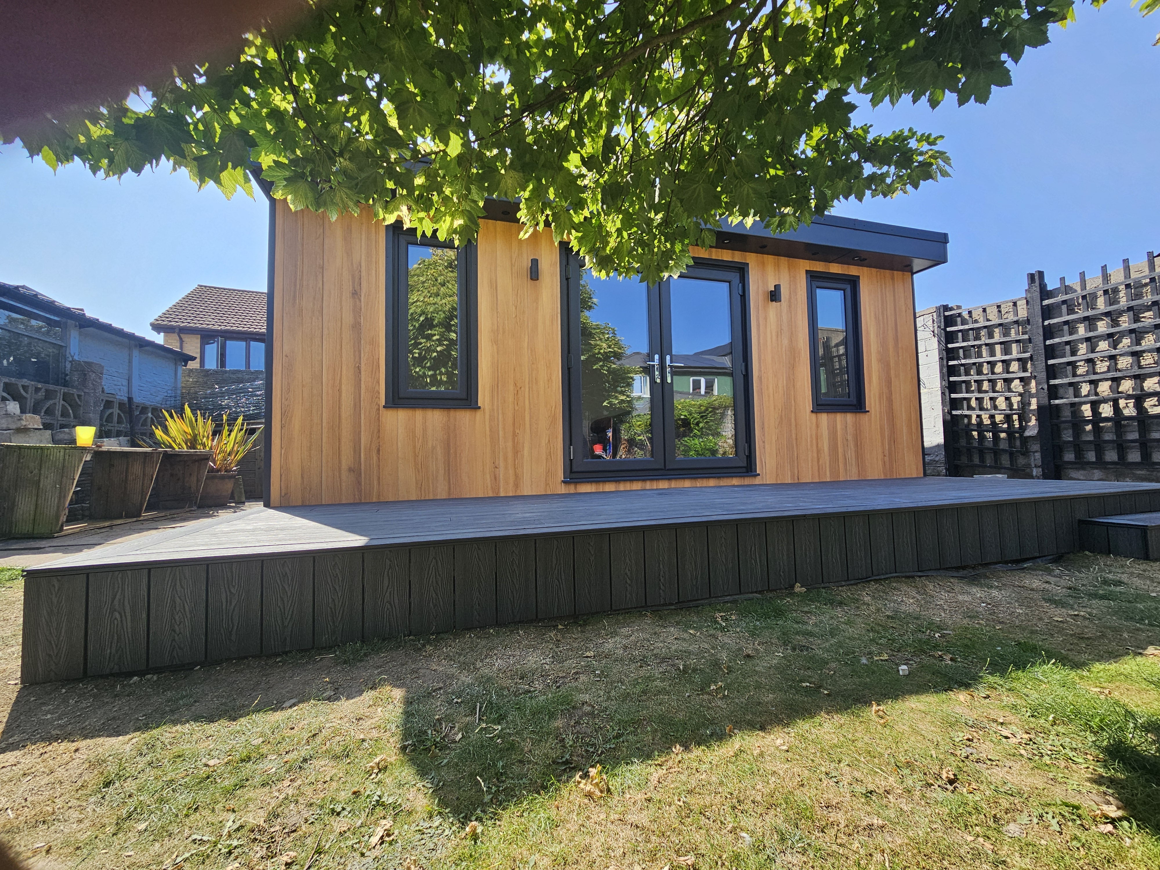 The Apple image 261 The Apple image 261